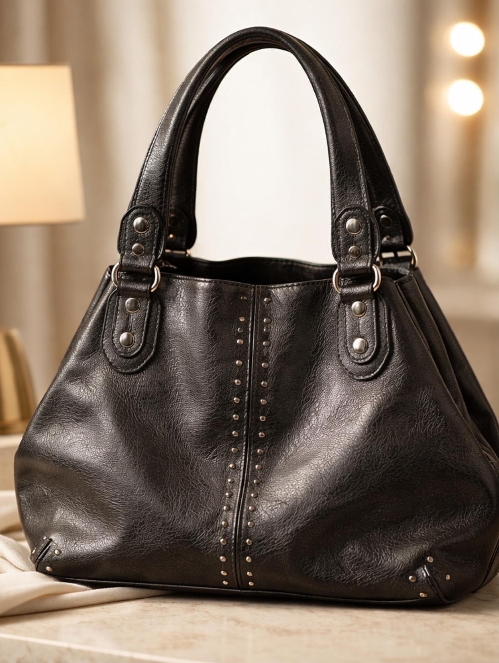 MICHAEL Michael Kors Black Stud-Detail Shoulder Tote